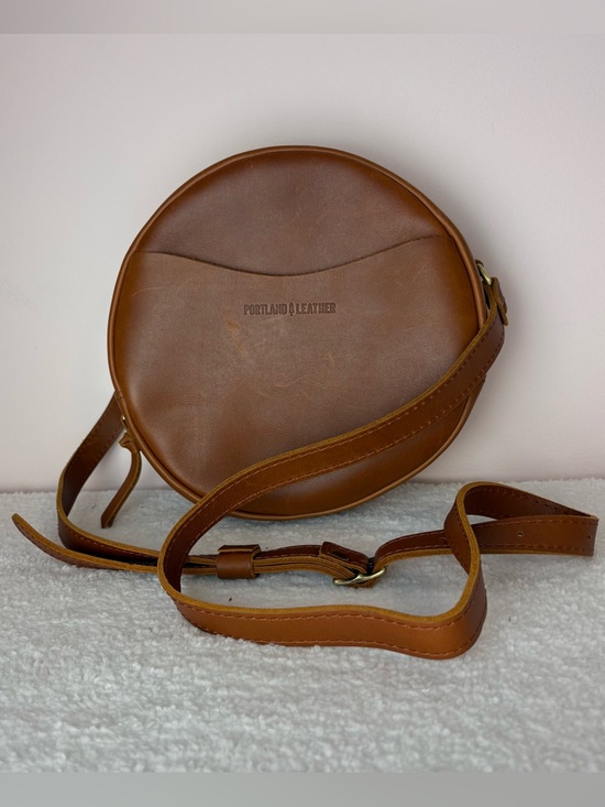 Portland Leather Handbags - Portland Leather large circle in honey- excellent preloved condition